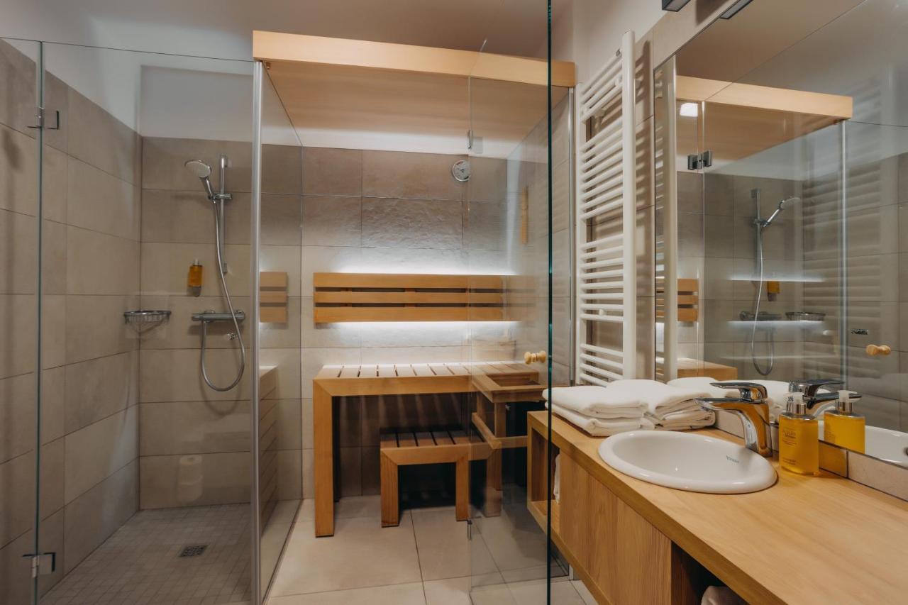 Platinum Apartments ชกลาร์สกา ปอเรมบา ภายนอก รูปภาพ